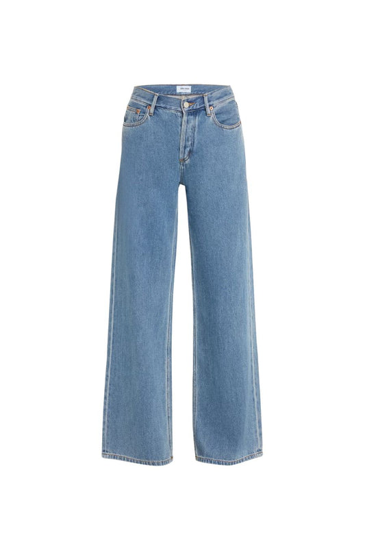 Walker Jean in Classic Blue