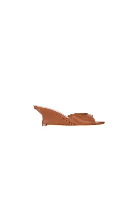 Brigitte Wedge in Tabac