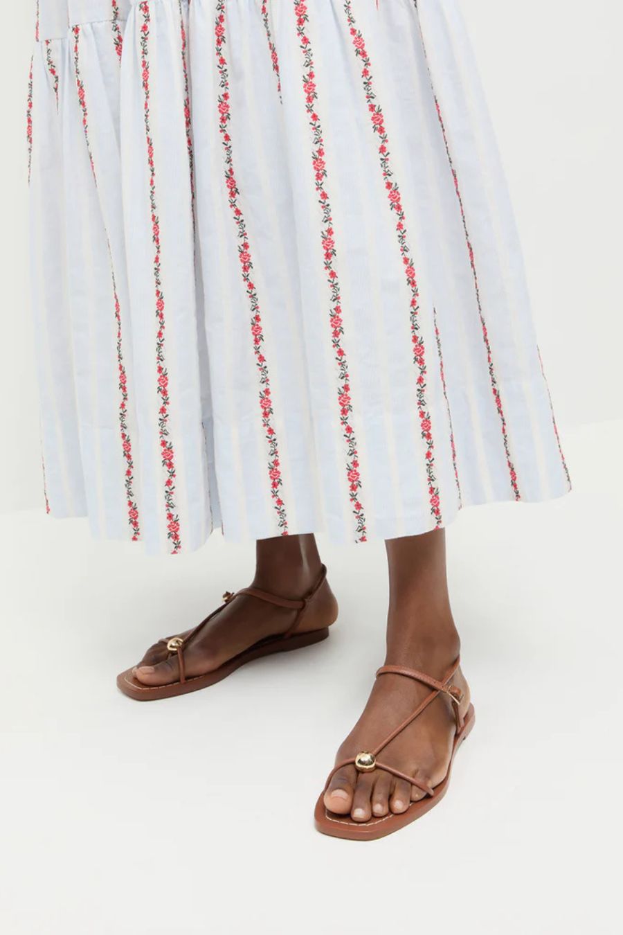 Lara Sandal in Timber