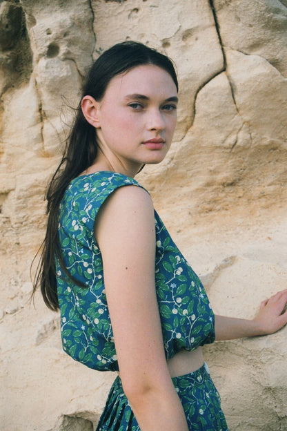 Cinched Top in Dark Blue Limes