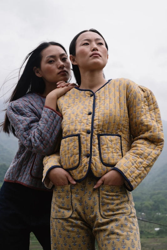 Este Jacket in Chai Winter Berry