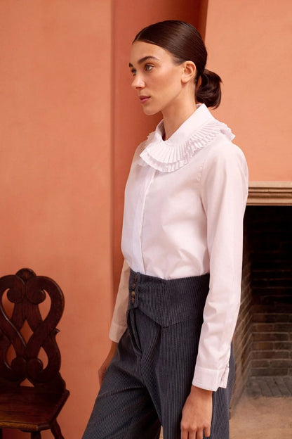 Belleville Shirt in White by Maria De La Orden