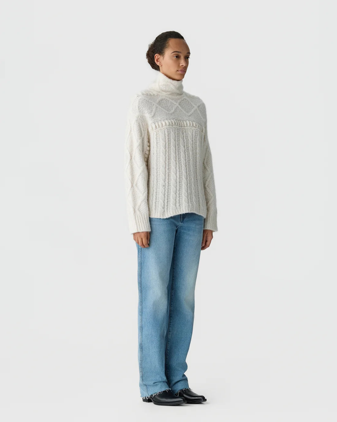 Super Cloud Turtleneck in Cream