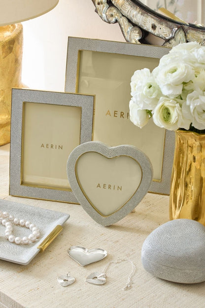 Shagreen Heart Box in Dove